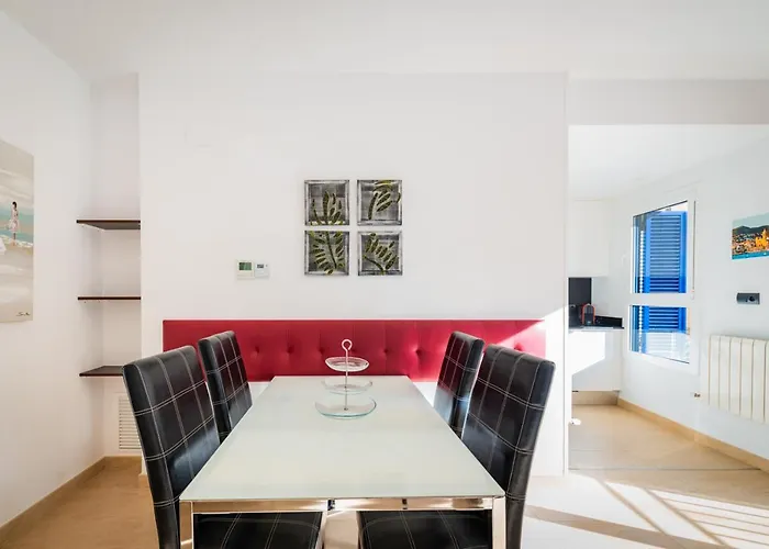 Insitges Center Апартаменты *